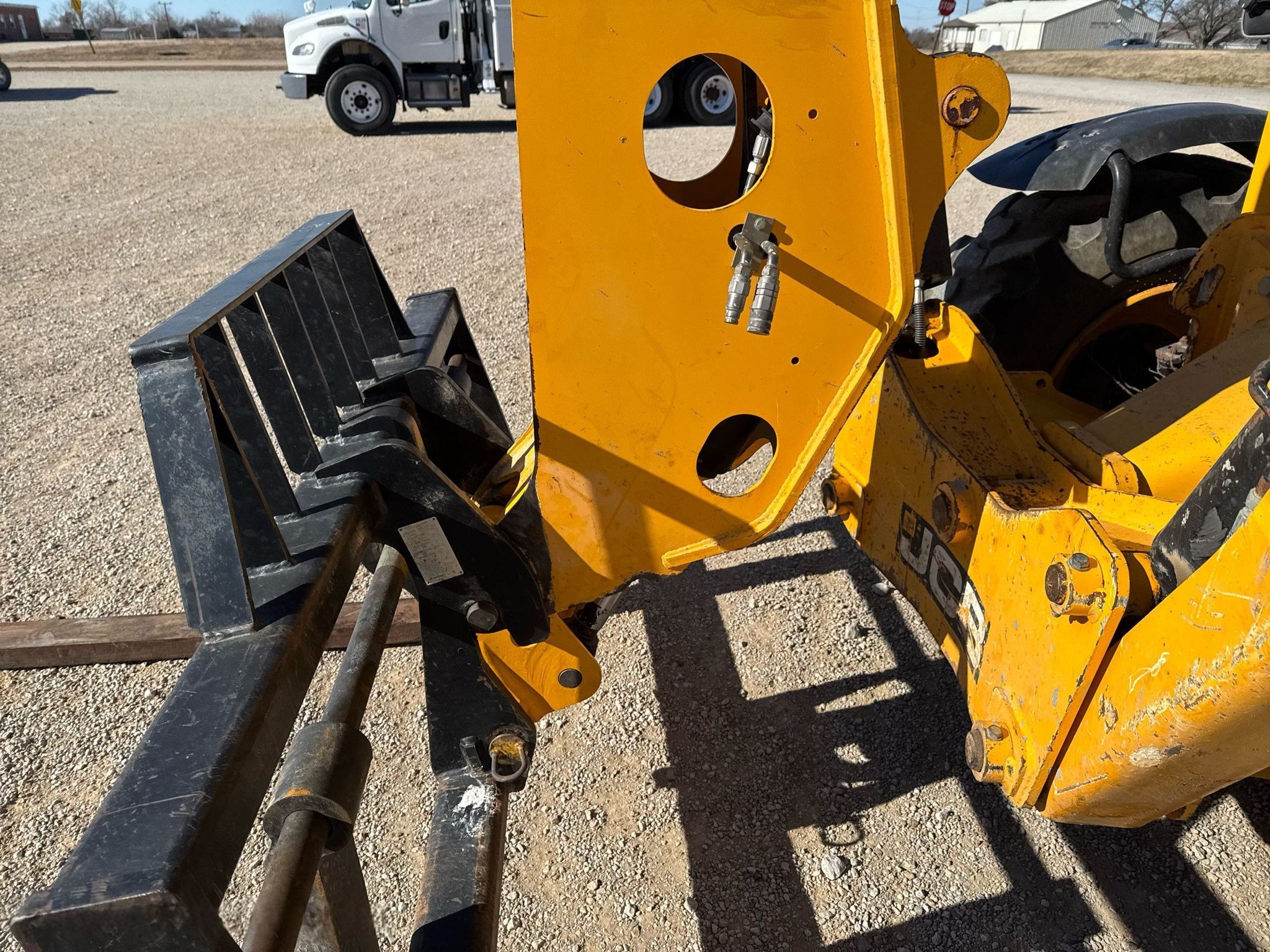 2016 JCB 510-56 Telehandler thumbnail 6