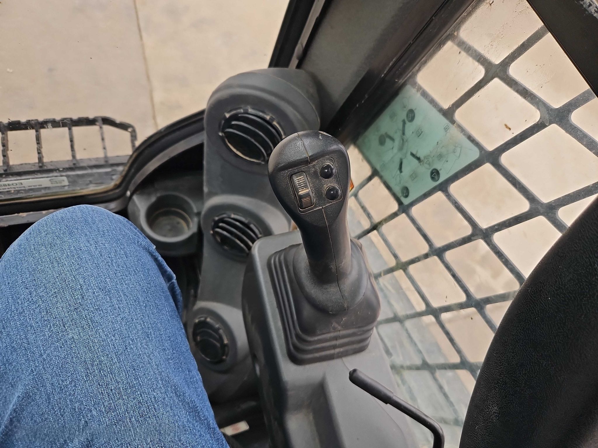 2020 Caterpillar 259D3 Tracked Skid Steer Loader thumbnail 8