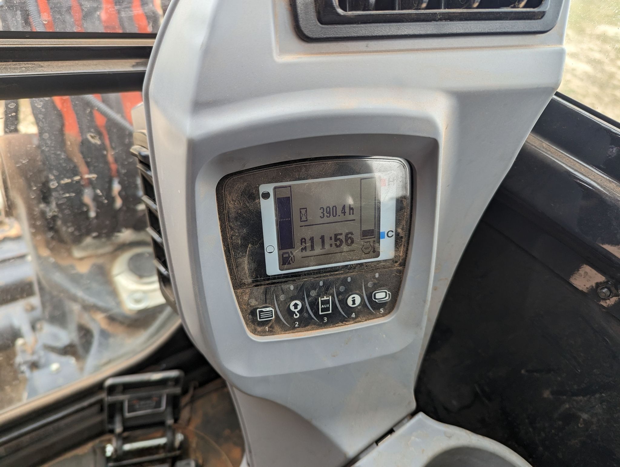 2020 Kubota KX040-4 Mini Excavator thumbnail 9