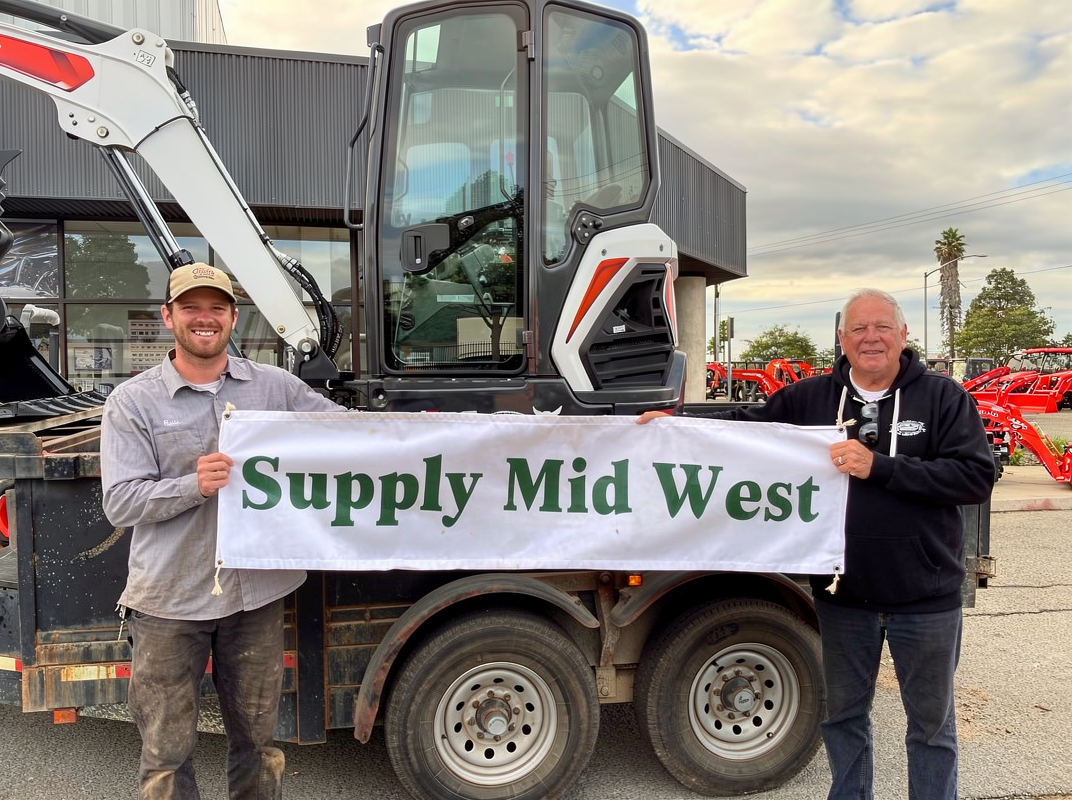  review from Jordan Mauro